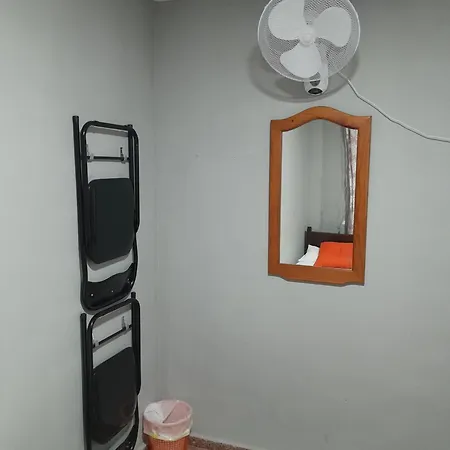 Nueva 3 Homestay