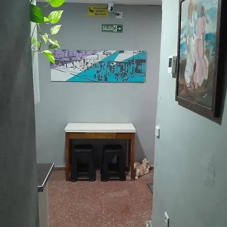 Nueva 3 Homestay *